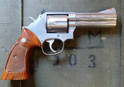 Smith-Wesson-686-4-Inch-Inox-1