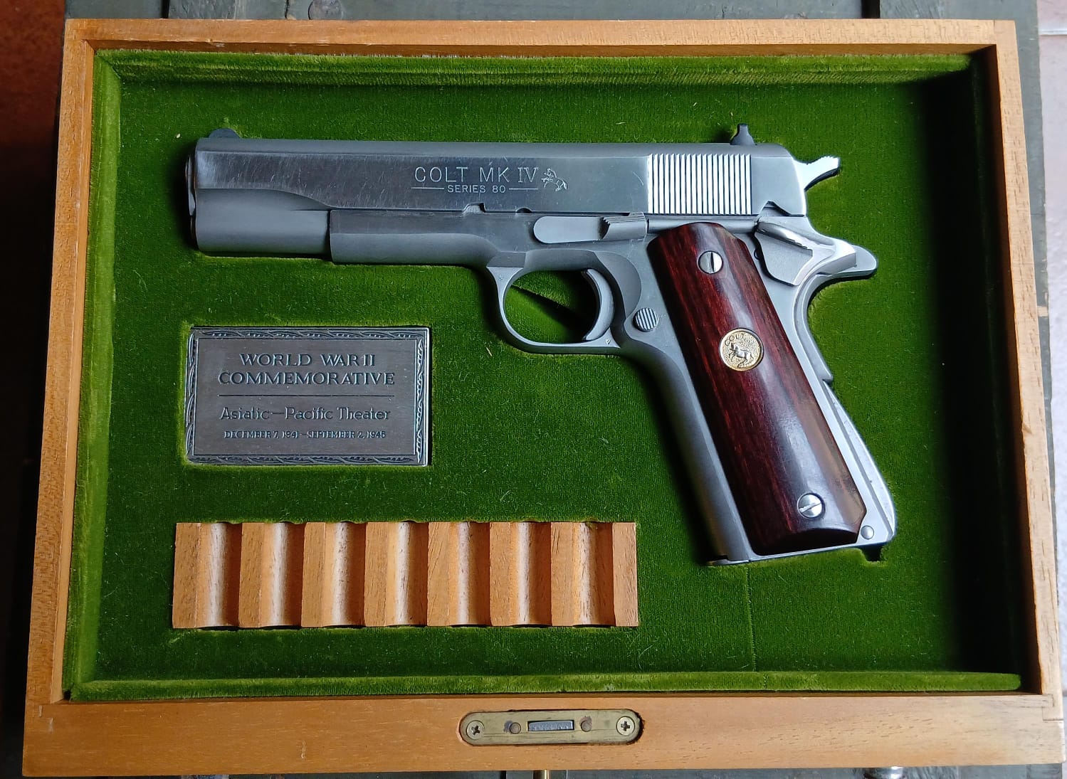 Colt MK IV Serie 80 World War II commemorative