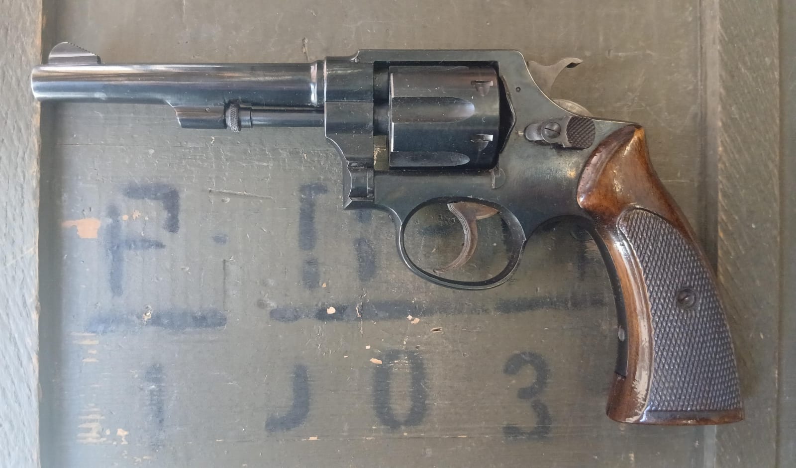 Revolver V. Bernardelli