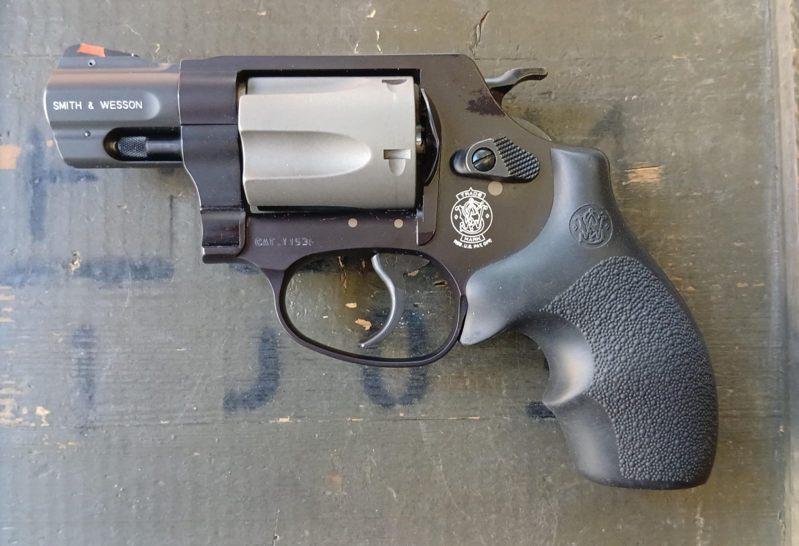 Smith & Wesson 337 Airlite TI