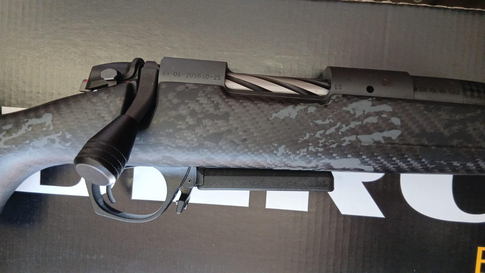 Bergara B14 Square Crest Carbon