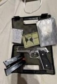Pistola