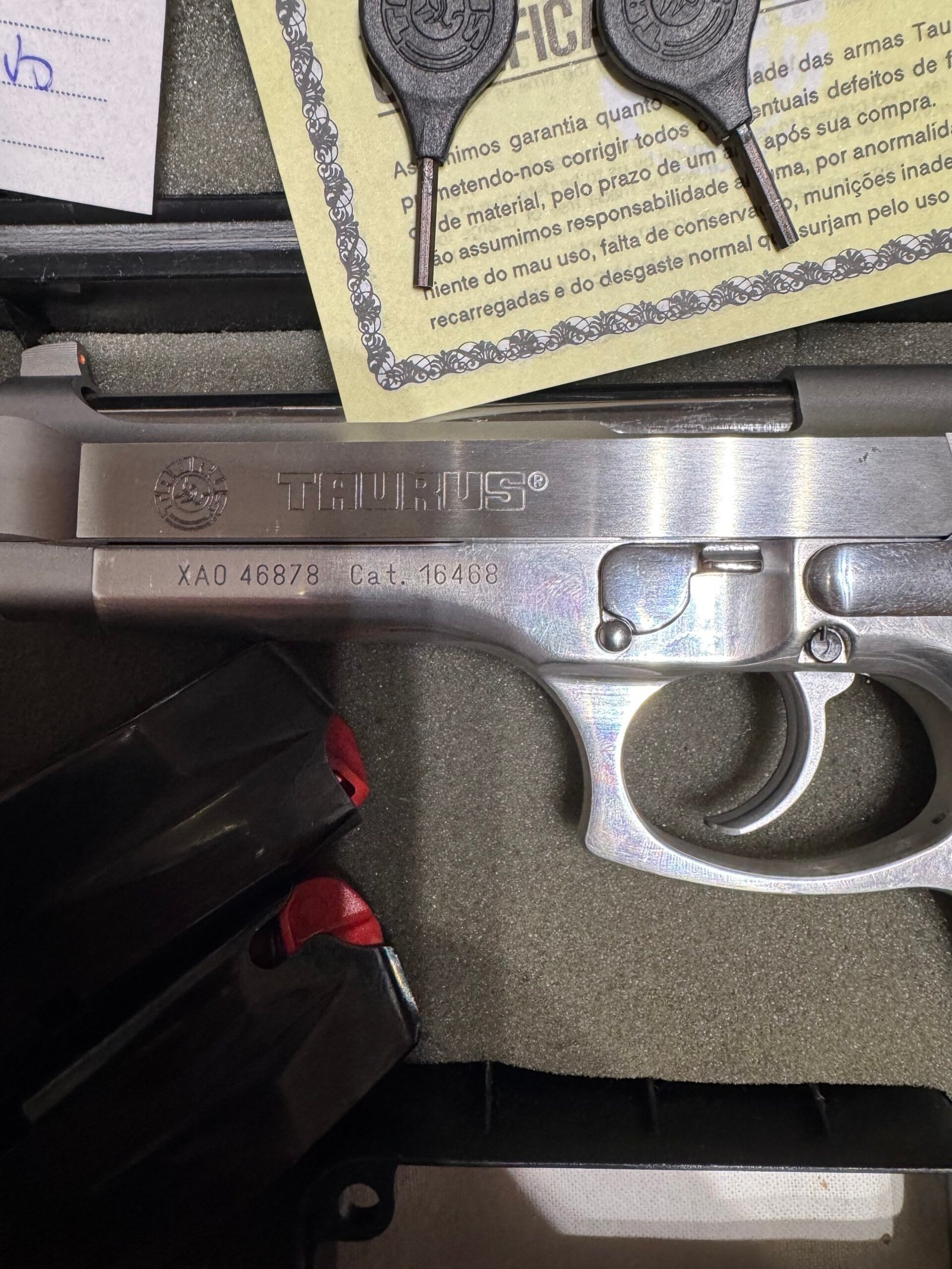 Pistola