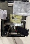 Pistola