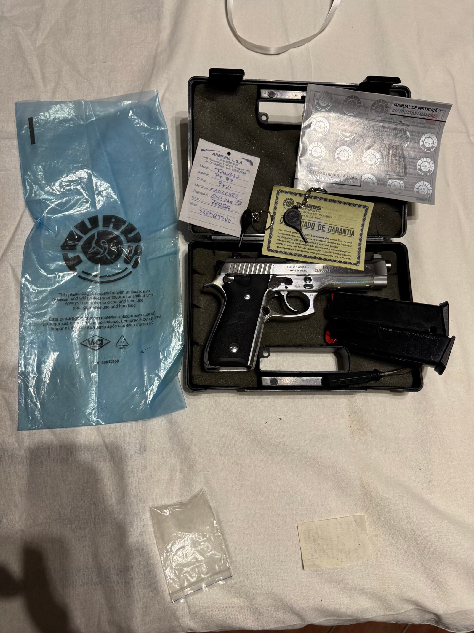 Pistola
