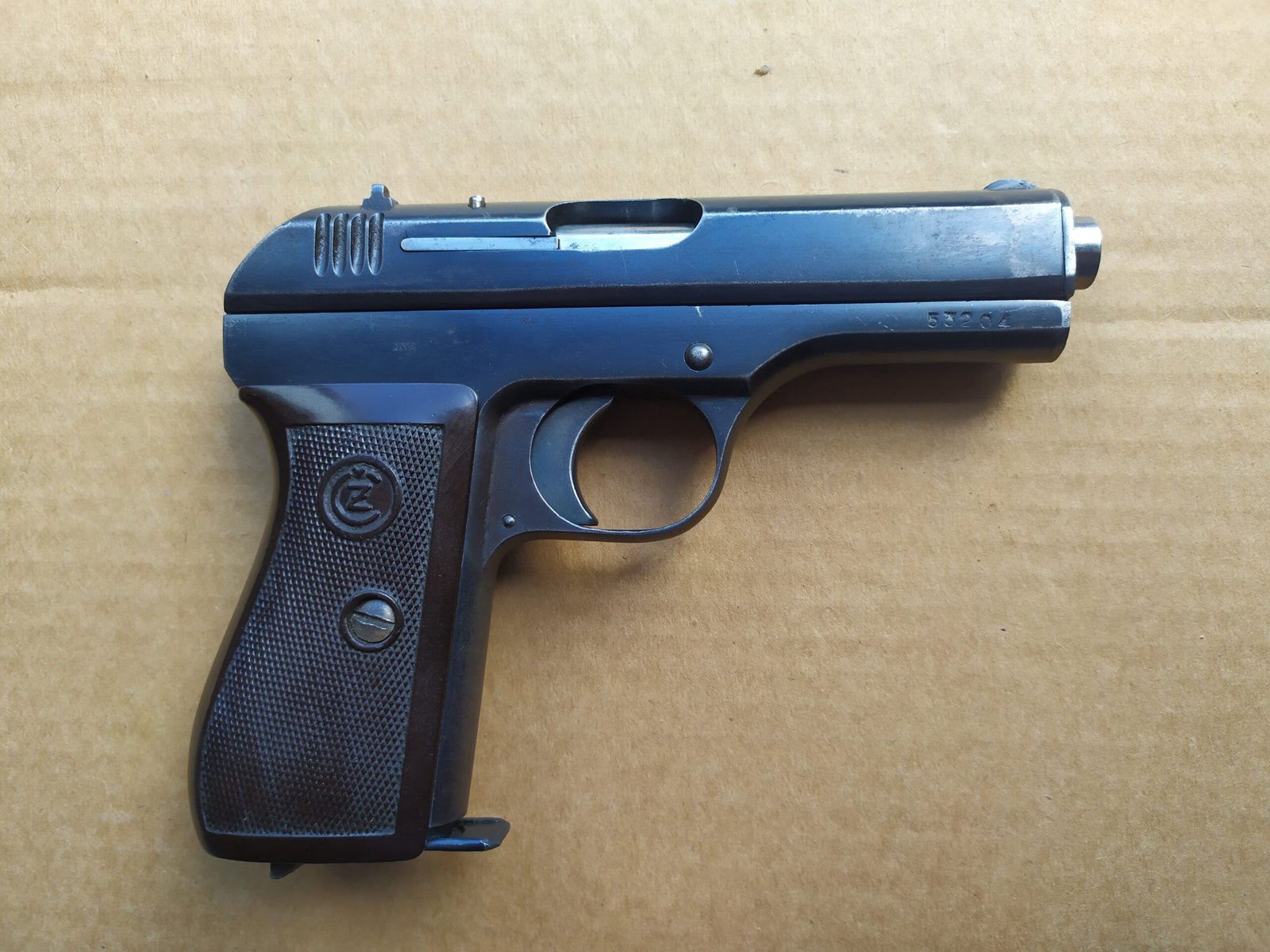 PISTOLA – CZ MOD. 27 cal. 7,65