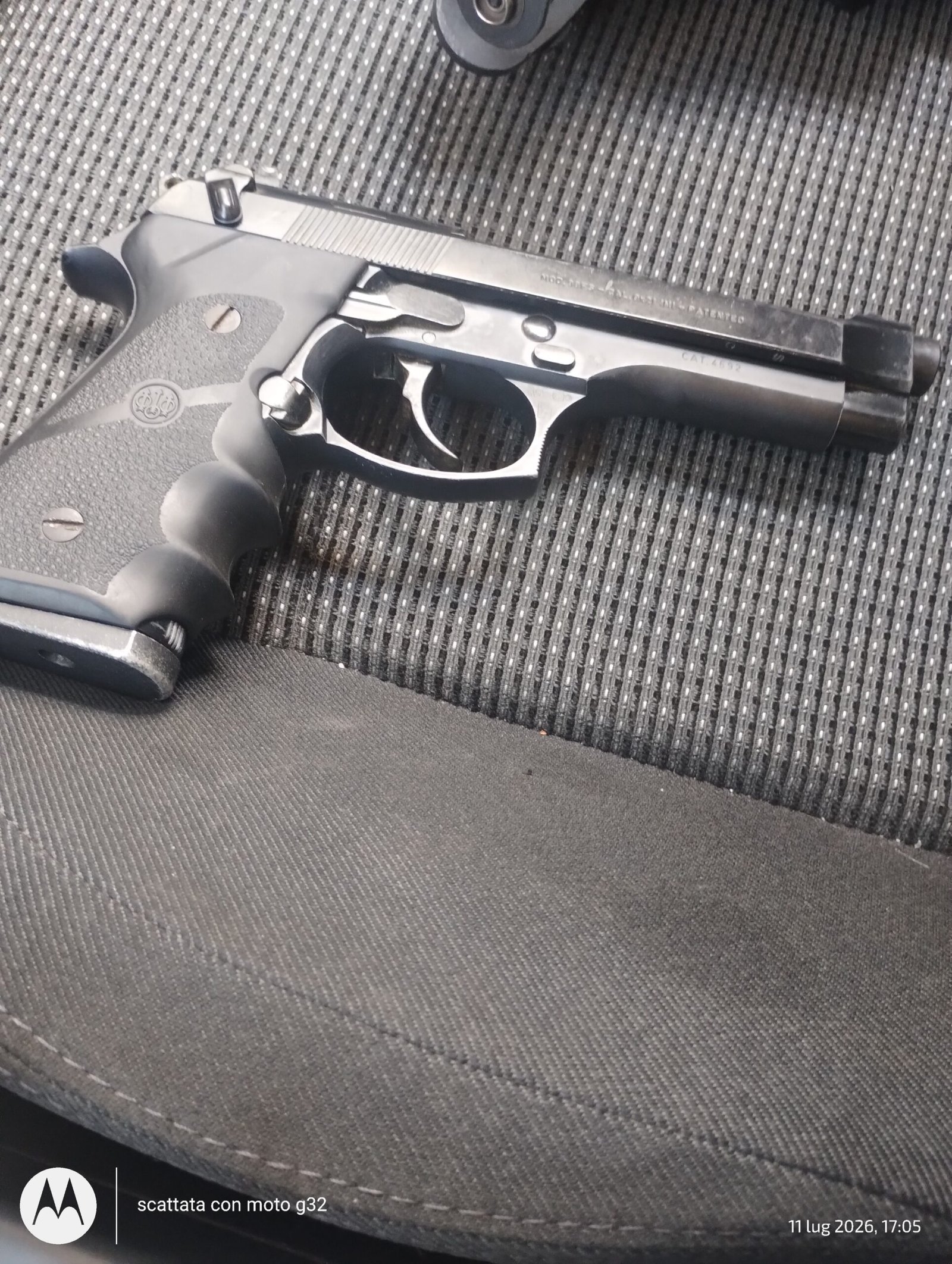 vendo beretta 98 fs completa di valigetta e caricatore