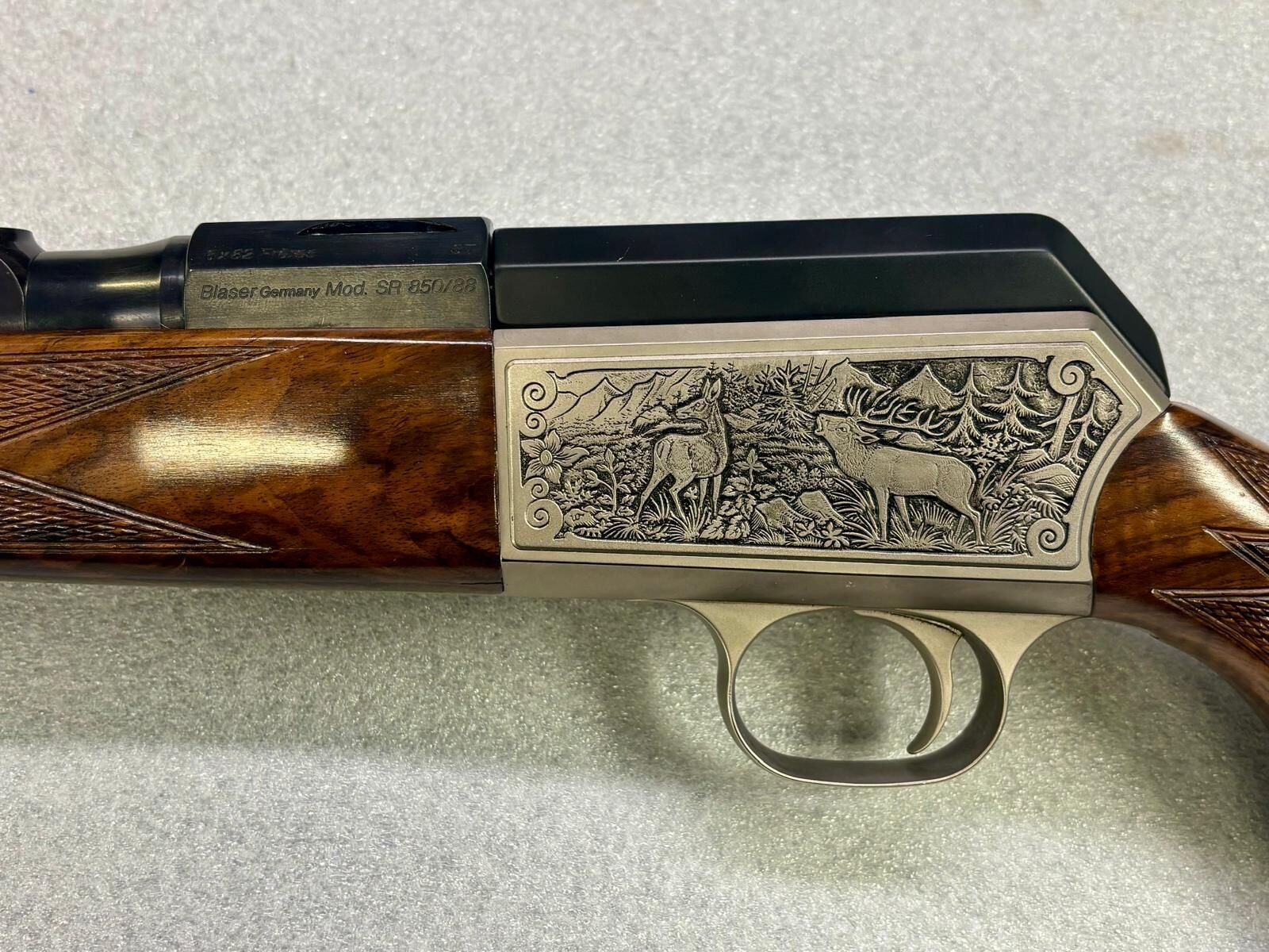 BLASER SR 850/88 CAL. 6×62 Frères – ZEISS 8×56 Ret. 4