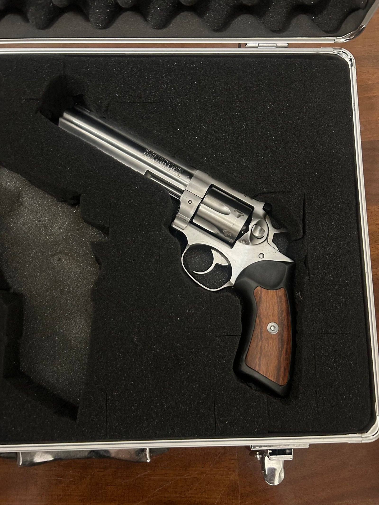Revolver RUGER GP100 cal 357 MG