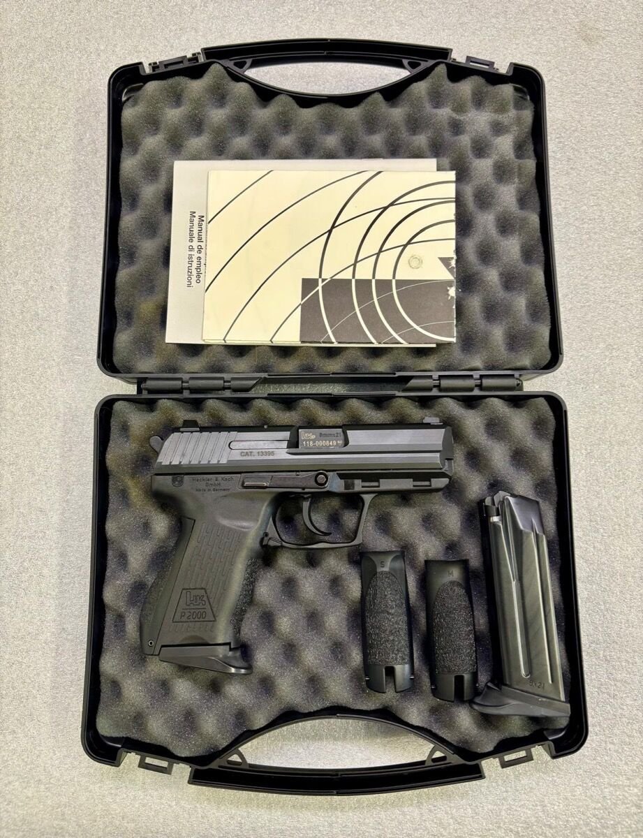 PISTOLA HK MOD. P2000 CAL. 9X21