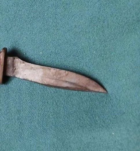 coltello militare da combattimento d’epoca fascista