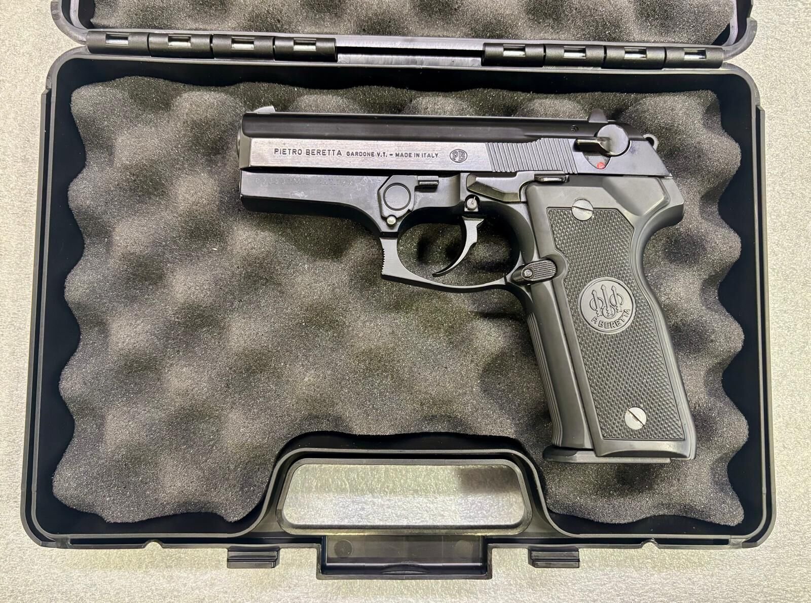 PISTOLA BERETTA MOD. 8000 COUGAR CAL. 9X21