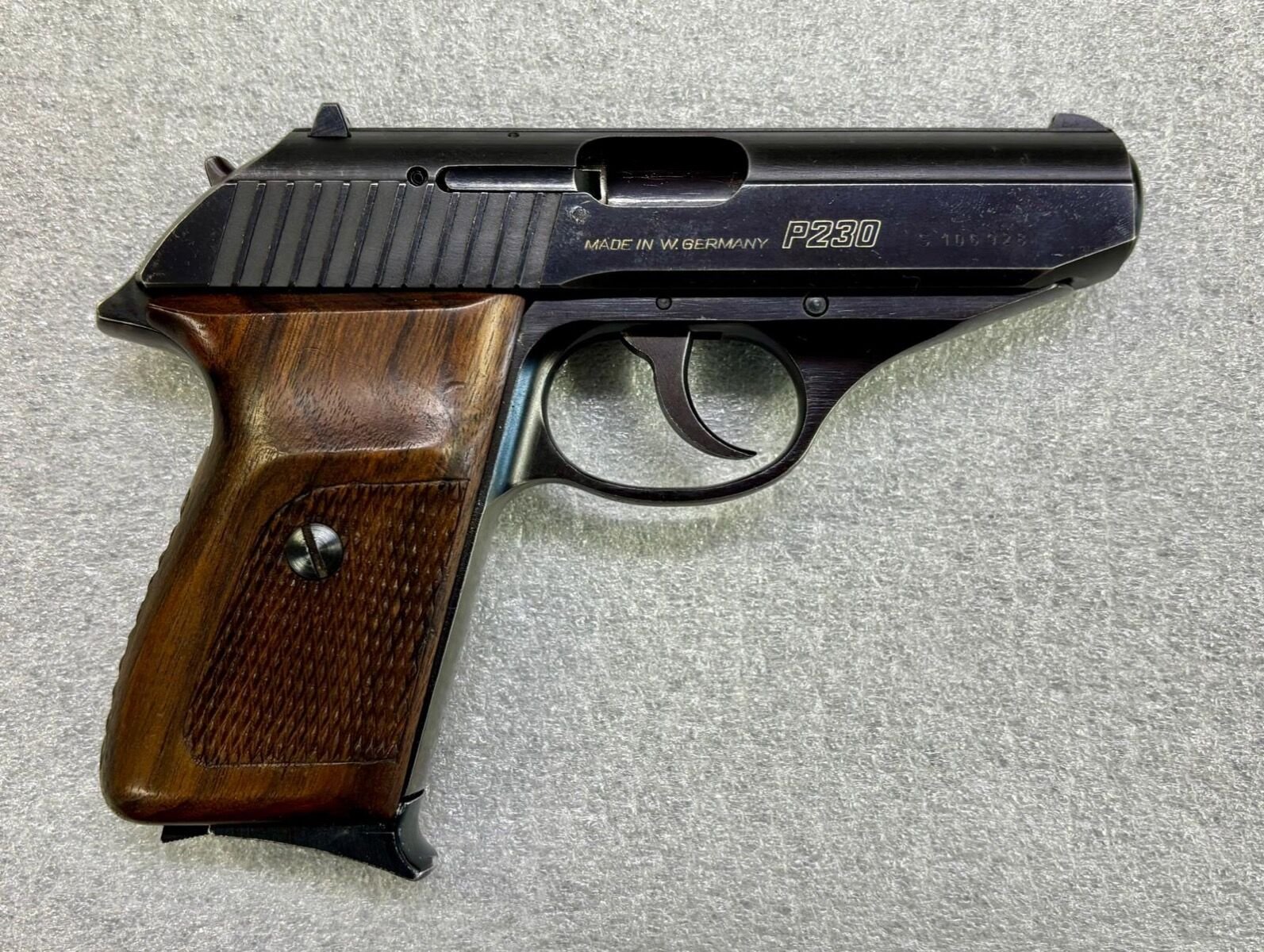 SIG SAUER CAL. 9MM POLICE (9X18) MOD P230