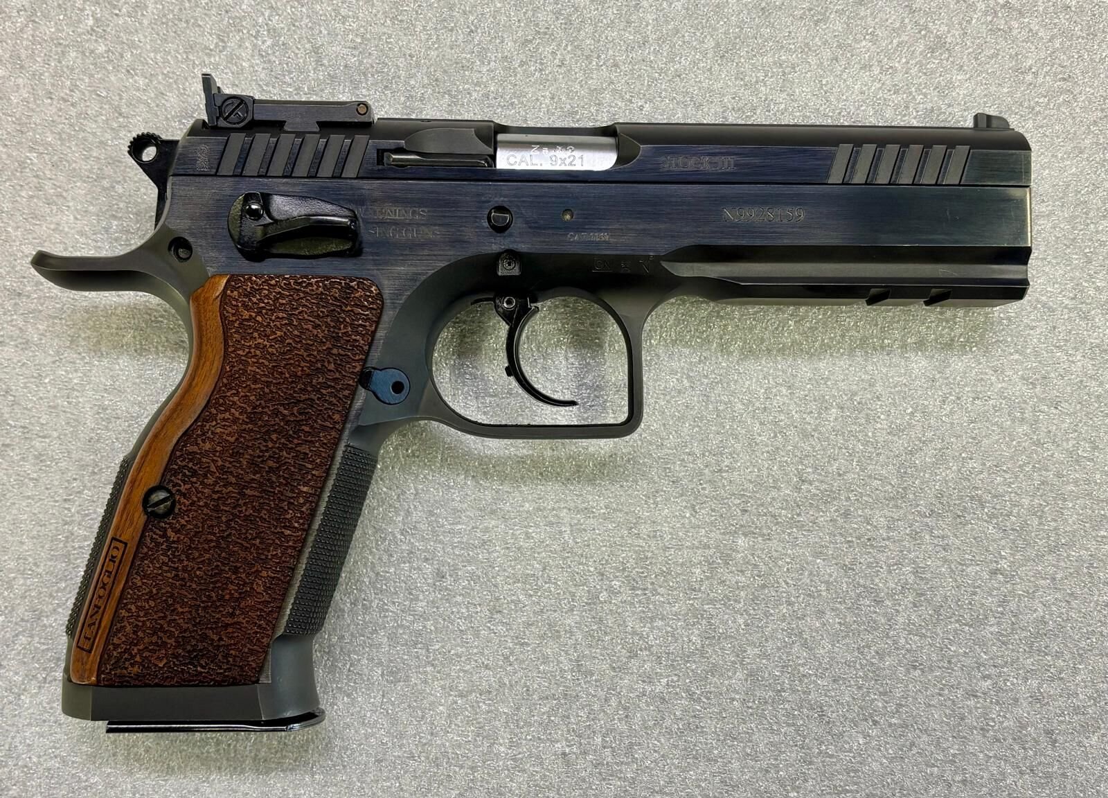 PISTOLA TANFOGLIO STOCK III CAL 9X21